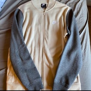 Men Nike Zip Up sweater